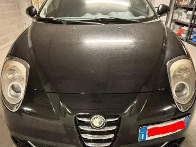 Usata Alfa Romeo MiTo Distinctive 105 CV (77 kW) 2009 Nero Utilitaria
