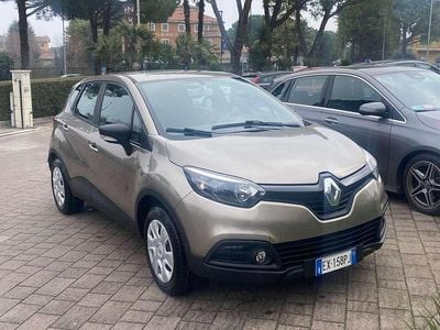 Usata Renault Captur 90 CV (66 kW) 2014 Beige SUV