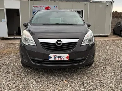 Usata Opel Meriva Cosmo 101 CV (74 kW) 2013 Grigio Monovolume