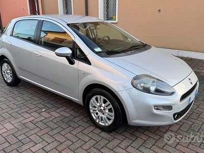 Usata Fiat Punto 78 CV (57 kW) 2013 Grigio Utilitaria