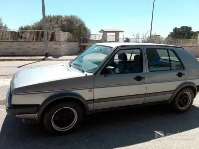 Usata VW Golf II 73 CV (53 kW) 1988 Grigio Utilitaria