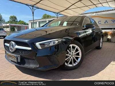 Usata Mercedes A200 150 CV (110 kW) 2020 Nero Berlina