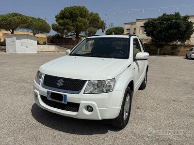 Bianco Usata 2009 Suzuki Grand Vitara SUV | 9600 € (Buon prezzo)