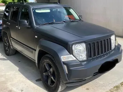 Second-hand Jeep Cherokee 200 CP (147 kW) 2013 Negru SUV