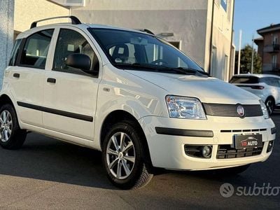 Usata Fiat Panda Dynamic 77 CV (56 kW) 2012 Bianco Utilitaria