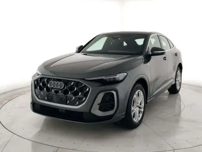 Nuova Audi Q5 Sportback S-Line 204 CV (150 kW) 2025 Grigio daytona perlato SUV