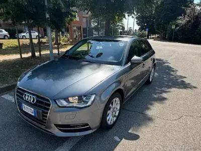 Usata Audi A3 110 CV (80 kW) 2015 Grigio Berlina