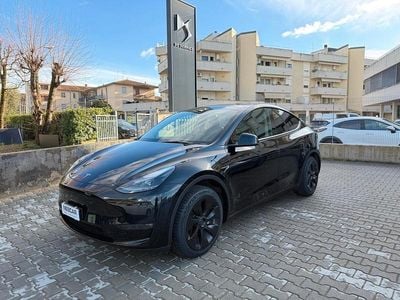 Nero Usata 2023 Tesla Model Y SUV | 33.900 € (Ottimo prezzo)