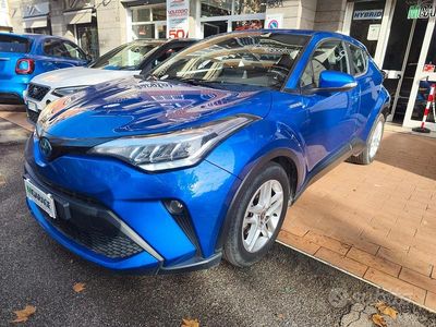 Usata Toyota C-HR Business Edition 98 CV (72 kW) 2020 Blu/azzurro SUV