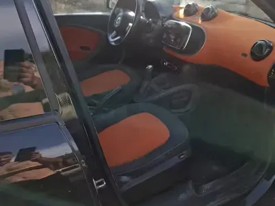 Usata Smart ForFour 71 CV (52 kW) 2015 Nero Utilitaria
