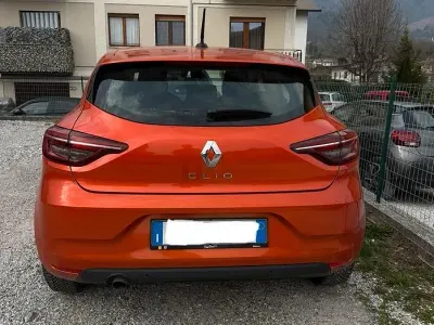 Usata Renault Clio V Equilibre 67 CV (49 kW) 2023 Berlina