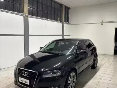 Usata Audi A3 105 CV (77 kW) 2012 Nero Utilitaria