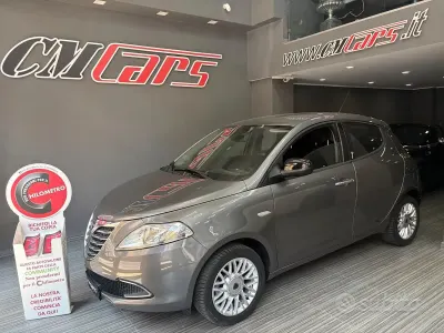 Usata Lancia Ypsilon Gold 95 CV (69 kW) 2014 Grigio Utilitaria