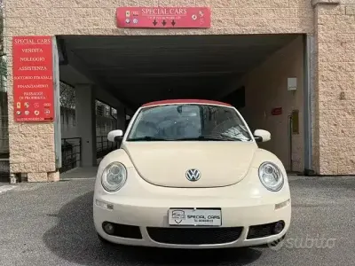 Usata VW New Beetle Edition 105 CV (77 kW) 2008 Beige Utilitaria