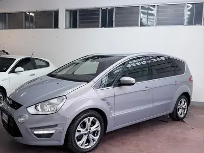 Usata Ford S-MAX Titanium 163 CV (119 kW) 2011 Blu Monovolume