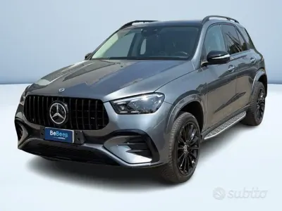 Usata Mercedes GLE300 Premium 269 CV (197 kW) 2023 Grigio SUV