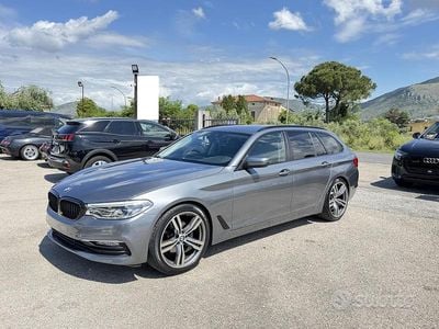 Usata BMW 520 Sport Line 190 CV (139 kW) 2018 Grigio Station wagon