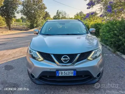 Usata Nissan Qashqai 110 CV (80 kW) 2015 Grigio SUV
