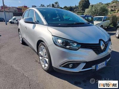 Usata Renault Scénic IV 110 CV (80 kW) 2019 Argento Monovolume
