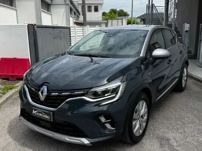 Usata Renault Captur Intens 94 CV (69 kW) 2022 Other SUV