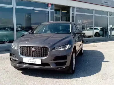Usata Jaguar F-Pace R-Sport 180 CV (132 kW) 2019 Grigio SUV
