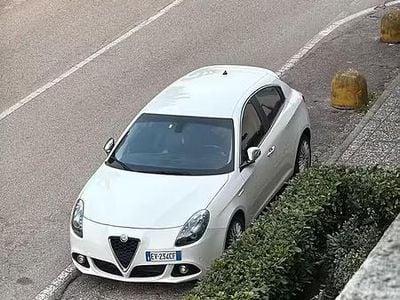 Usata Alfa Romeo Giulietta Veloce 105 CV (77 kW) 2014 Utilitaria