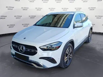 Usata Mercedes GLA200 Advanced Plus 150 CV (110 kW) 2024 Bianco polare SUV