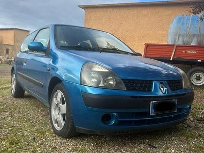 Usata Renault Clio II 2002 Blu Berlina