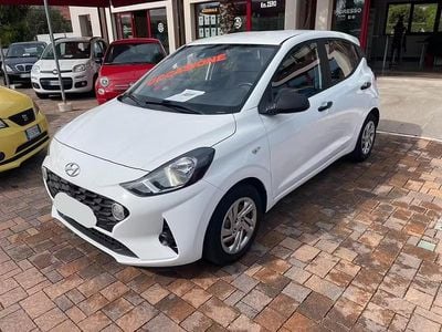 Usata Hyundai i10 66 CV (48 kW) 2022 Bianco Utilitaria