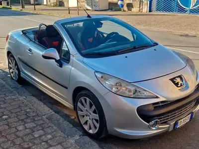Usata Peugeot 207 CC 109 CV (80 kW) 2007 Cabrio