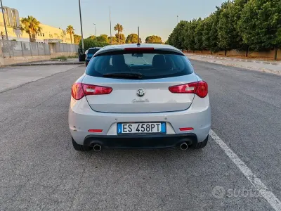 Usata Alfa Romeo Giulietta 150 CV (110 kW) 2013 Utilitaria