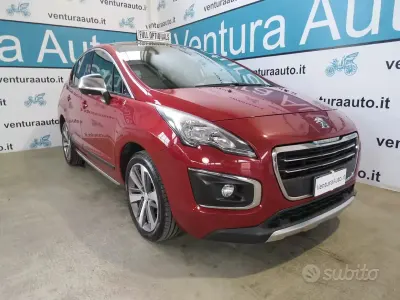 Usata Peugeot 3008 Crossway 120 CV (88 kW) 2015 Rosso Station wagon