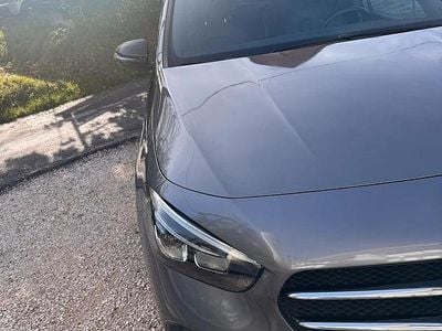 Usata Mercedes B180 136 CV (100 kW) 2019 Marrone Monovolume