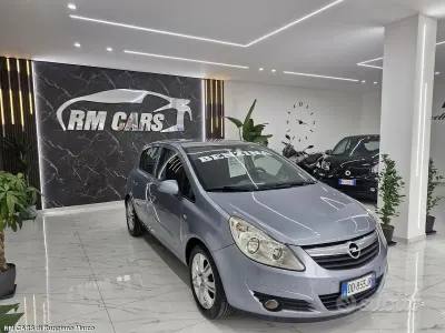 Usata Opel Corsa Cosmo 80 CV (58 kW) 2006 Grigio Utilitaria