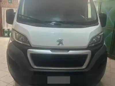 Usata Peugeot Boxer 131 CV (96 kW) 2016 Bianco Furgone