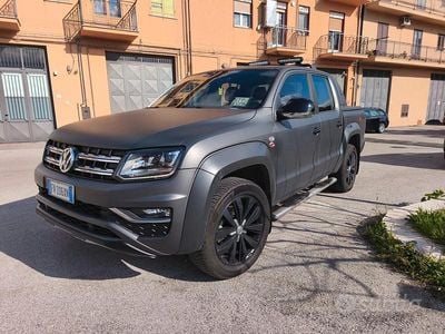 Usata VW Amarok Aventura 258 CV (189 kW) 2019 Grigio Pick-up