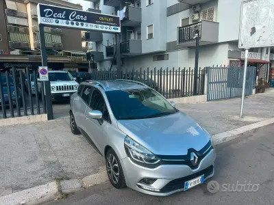 Usata Renault Clio GrandTour 90 CV (66 kW) 2019 Grigio Station wagon
