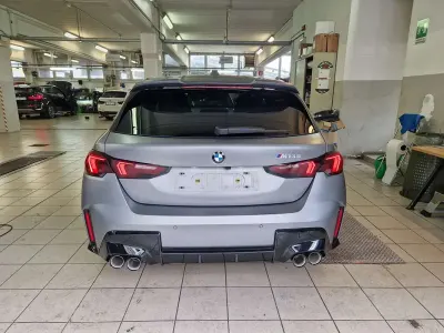 Usata BMW M135 M Sport 300 CV (220 kW) 2025 Grigio Utilitaria