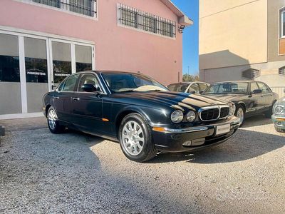 Nero Usata 2003 Jaguar XJ6 Berlina | 6900 €