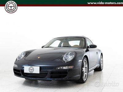 Usata Porsche 911 Carrera 325 CV (239 kW) 2007 Grigio Coupé