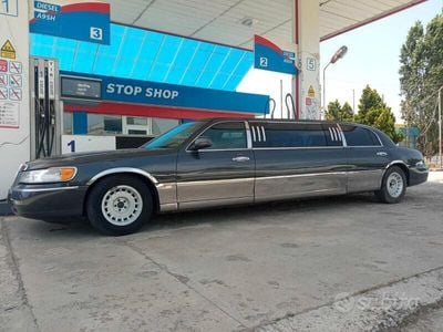 Lincoln Town Car