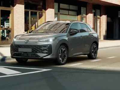 Nuova VW T-Roc R-line 150 CV (110 kW) 2026 Wolf grey metallizzato nero SUV