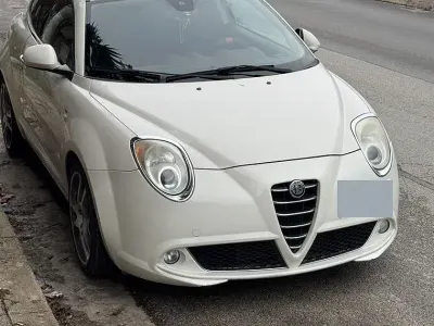 Begagnad Alfa Romeo MiTo 95 HK (69 kW) 2011 Vit Halvkombi
