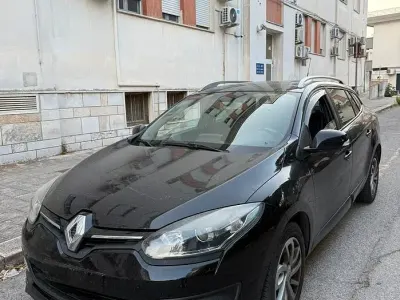 Usata Renault Mégane GrandTour 110 CV (80 kW) 2017 Nero Station wagon