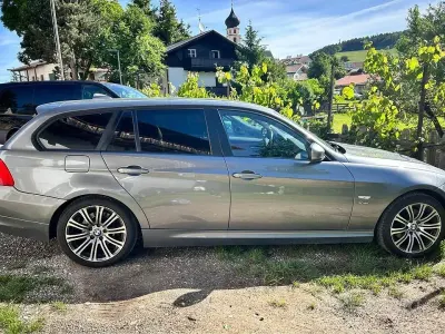 Usata BMW 320 184 CV (135 kW) 2011 Grigio Station wagon
