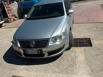 Usata VW Passat 105 CV (77 kW) 2006 Station wagon