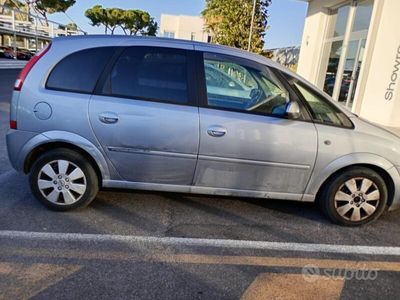 Usata Opel Meriva 2004 Grigio Monovolume