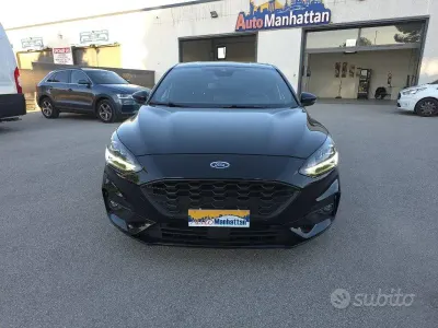Usata Ford Focus ST-Line 120 CV (88 kW) 2019 Nero Berlina