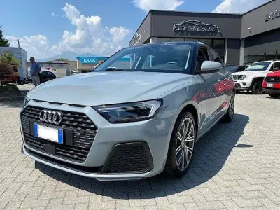 Usata Audi A1 Sportback Admired 110 CV (80 kW) 2022 Grigio Utilitaria