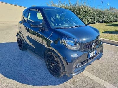 Usata Smart ForTwo Coupé Superpassion 90 CV (66 kW) 2019 Utilitaria